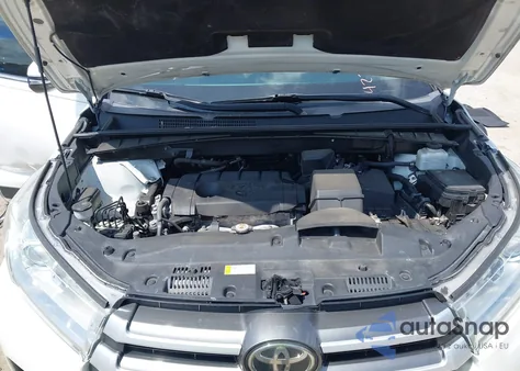 2019 Toyota Highlander Le z USA, uszkodzony, nr VIN 5TDZARFH0KS060236